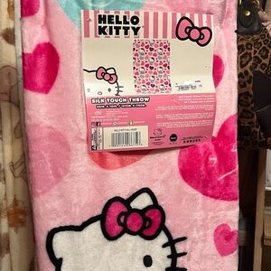 Hello Kitty Valentines Day “All Heart” Blanket VIRAL